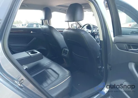 2013 Volkswagen Passat 2.5L Sel из США, поврежденный, VIN 1VWCP7A30DC092030